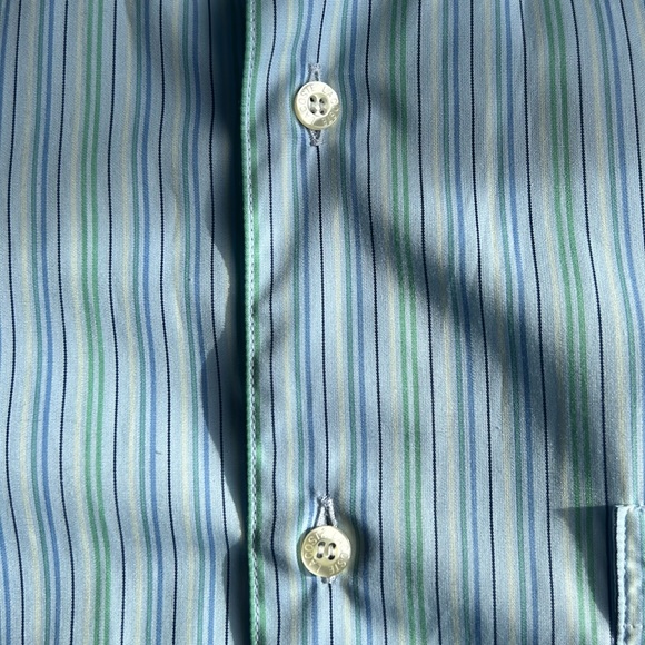 Lacoste Dress Shirt Size 39 - Picture 5 of 6